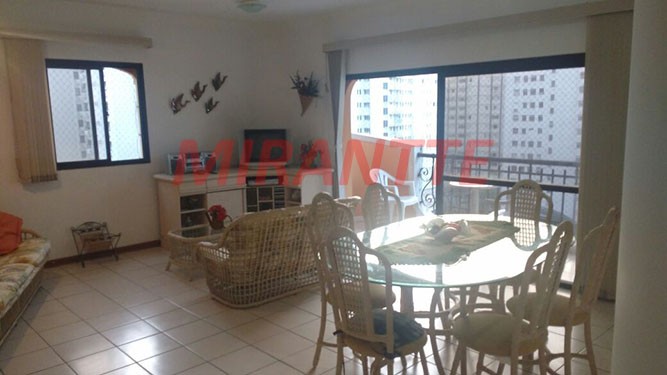 Apartamento de 218m² com 4 quartos em Pitangueiras