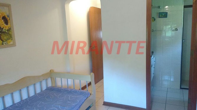 Apartamento de 218m² com 4 quartos em Pitangueiras