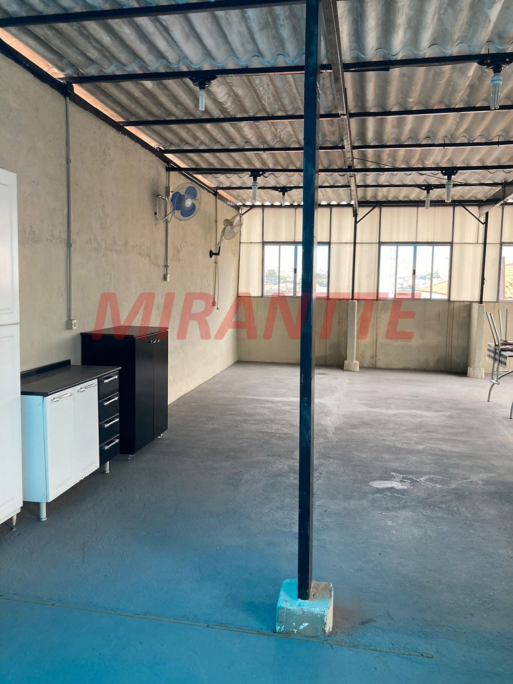 Sobrado de 295m² com 6 quartos em Vila Aurora
