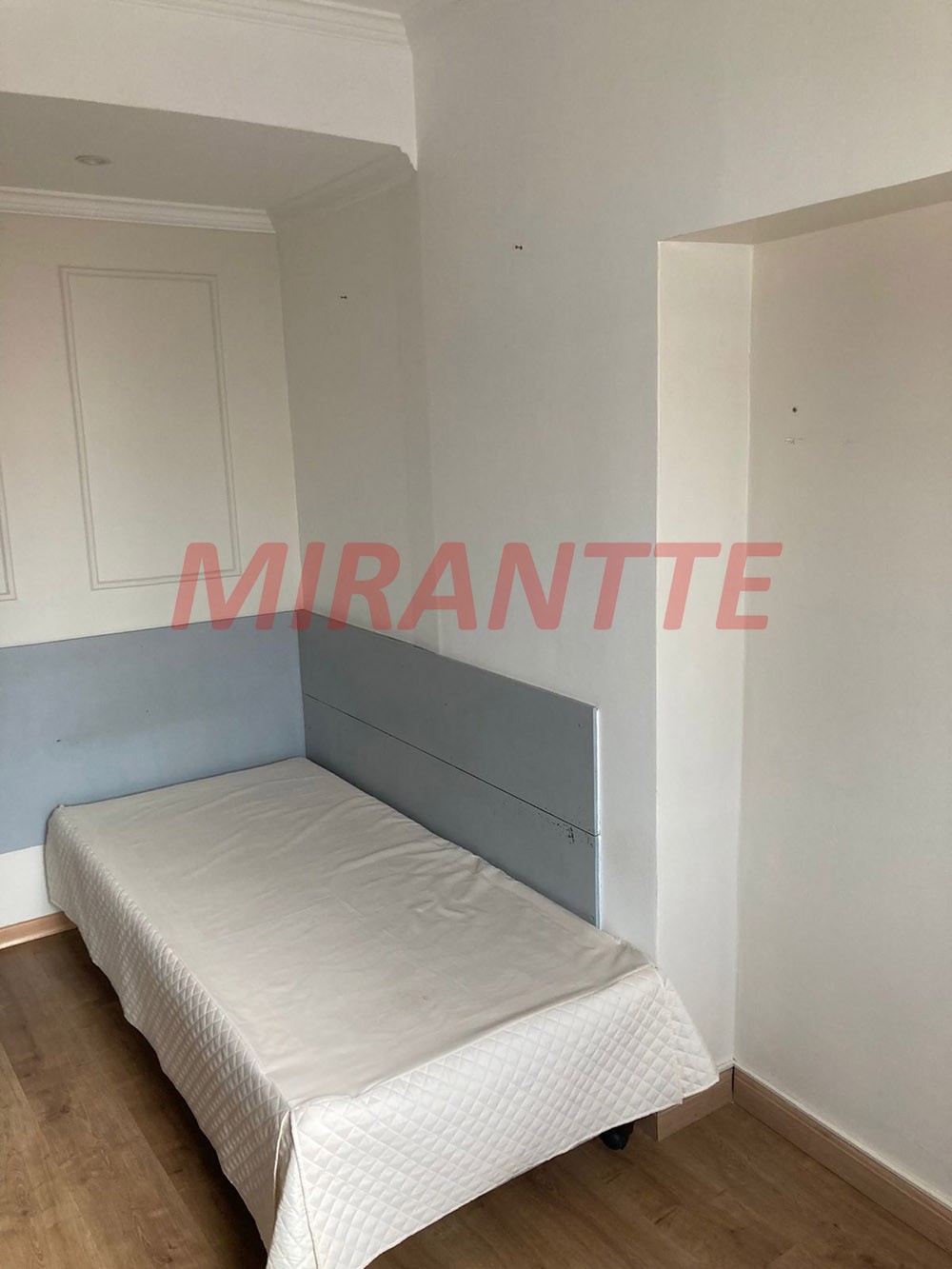 Sobrado de 295m² com 6 quartos em Vila Aurora