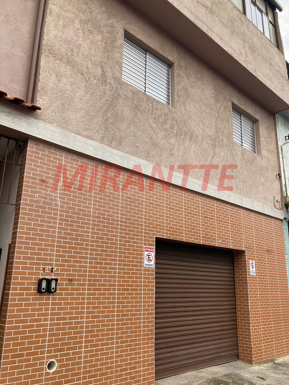 Sobrado de 295m² com 6 quartos em Vila Aurora
