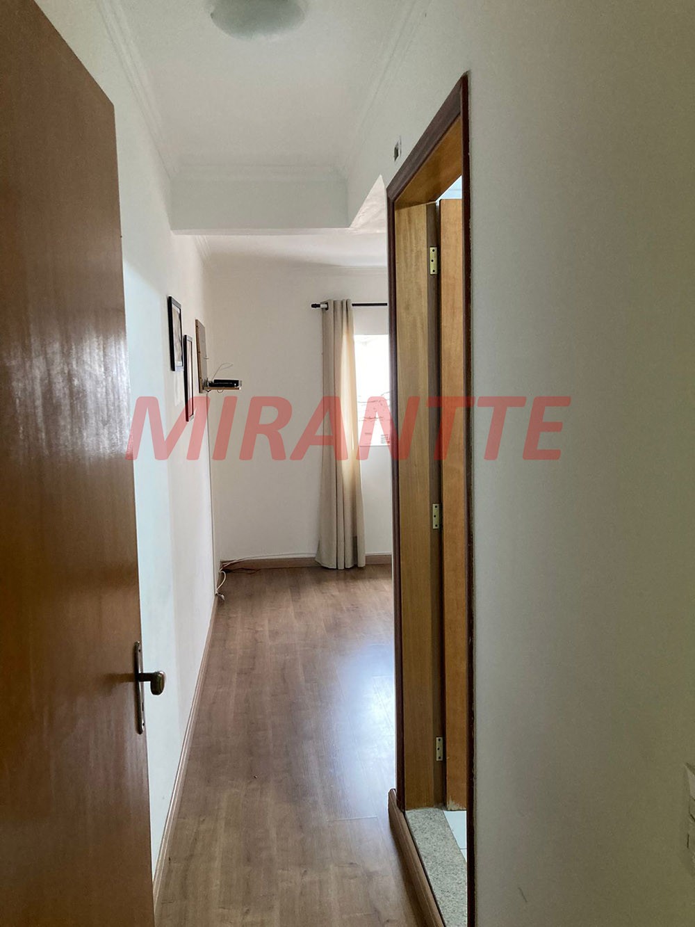 Sobrado de 295m² com 6 quartos em Vila Aurora