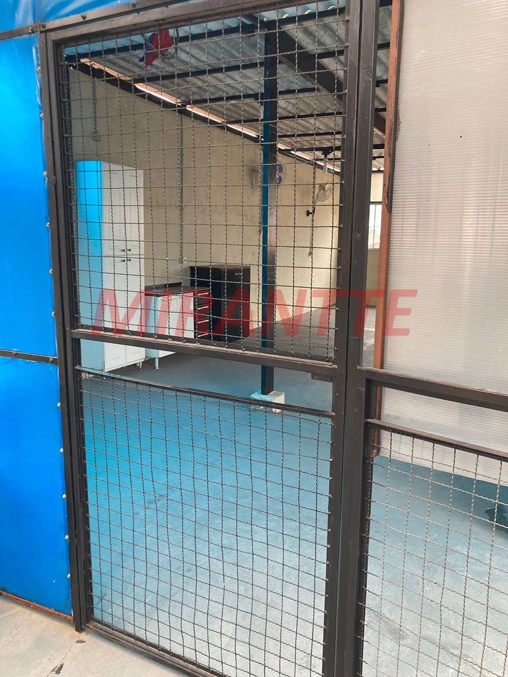 Sobrado de 295m² com 6 quartos em Vila Aurora