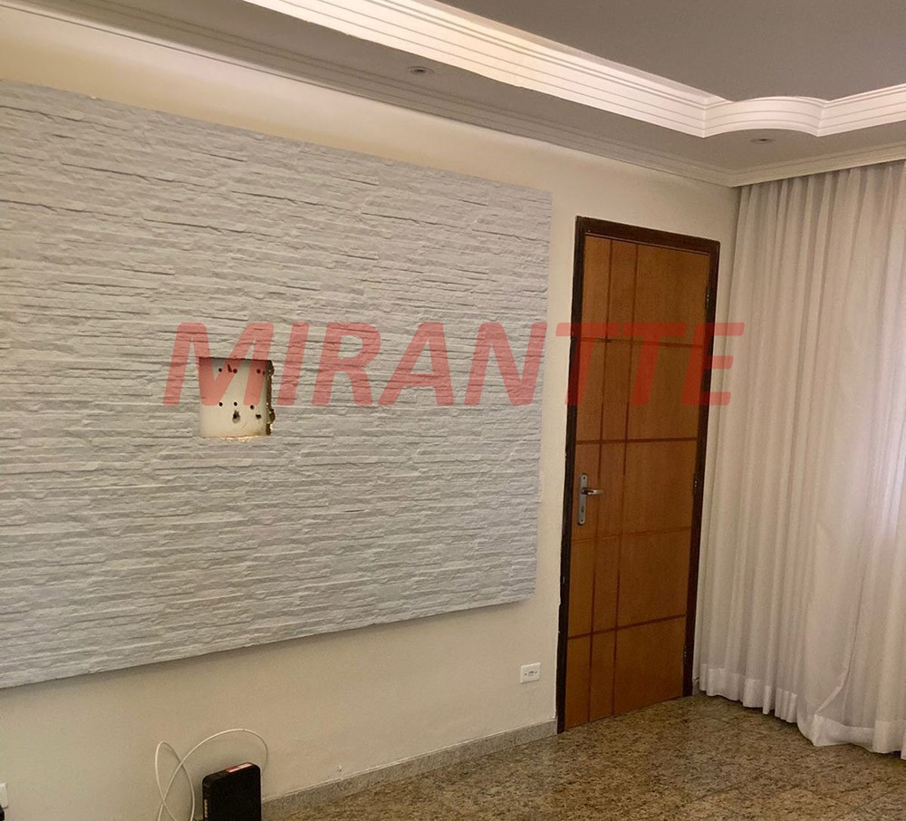 Sobrado de 295m² com 6 quartos em Vila Aurora
