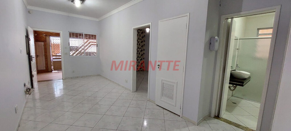 Sobrado de 243m² com 2 quartos em Santana