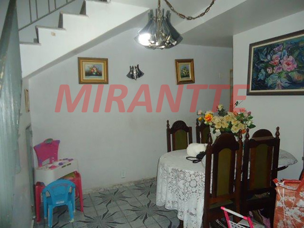 Sobrado de 85m² com 3 quartos em Santana