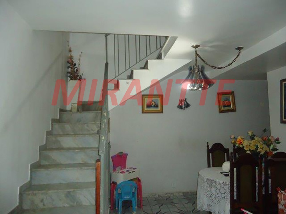 Sobrado de 85m² com 3 quartos em Santana