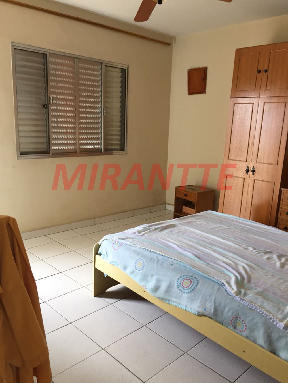 Sobrado de 210m² com 3 quartos em Vila Ester