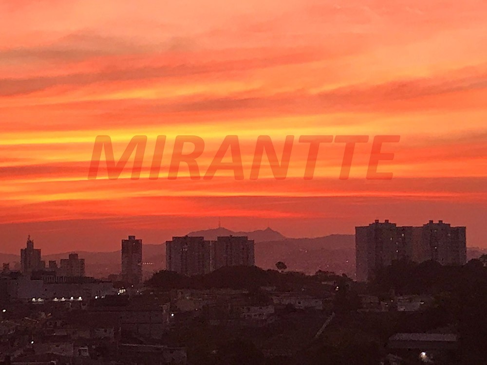 Apartamento com 3 quartos em Mandaqui