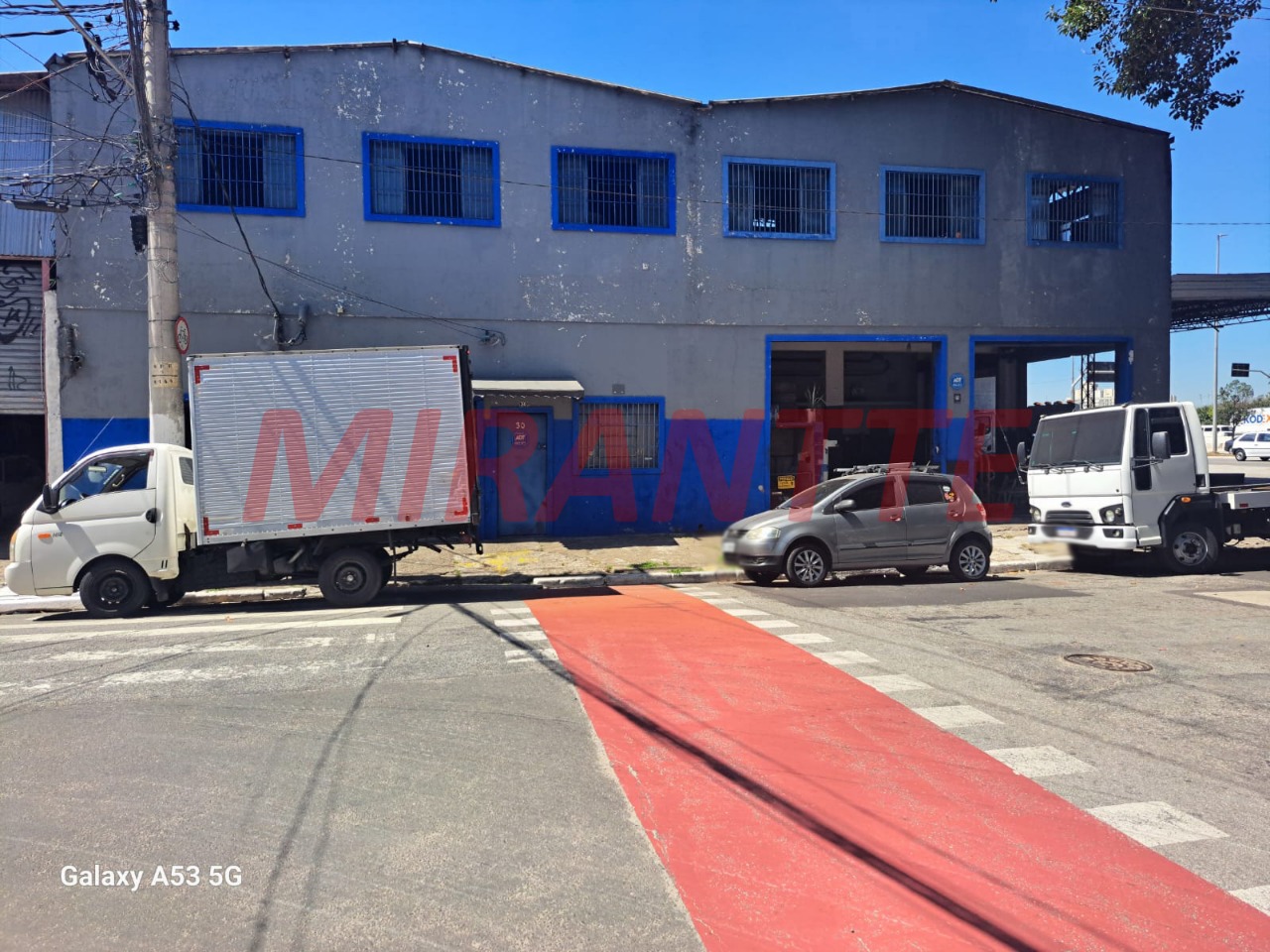 Comercial de 987m² em Casa Verde