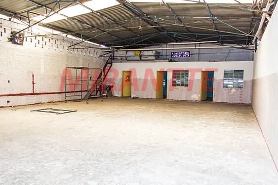 Galpao de 871m² em Casa Verde Baixa