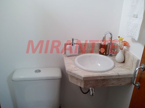 Cond. fechado de 75m² com 2 quartos em Parada Inglesa