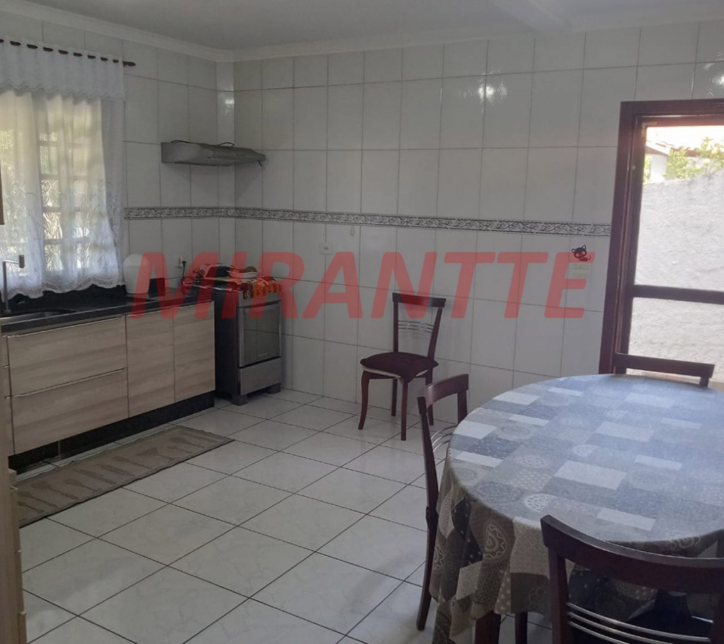 Casa terrea de 288m² com 3 quartos em Centro – Mairiporã
