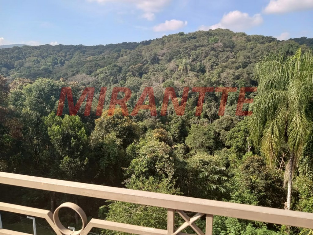 Casa terrea de 288m² com 3 quartos em Centro – Mairiporã