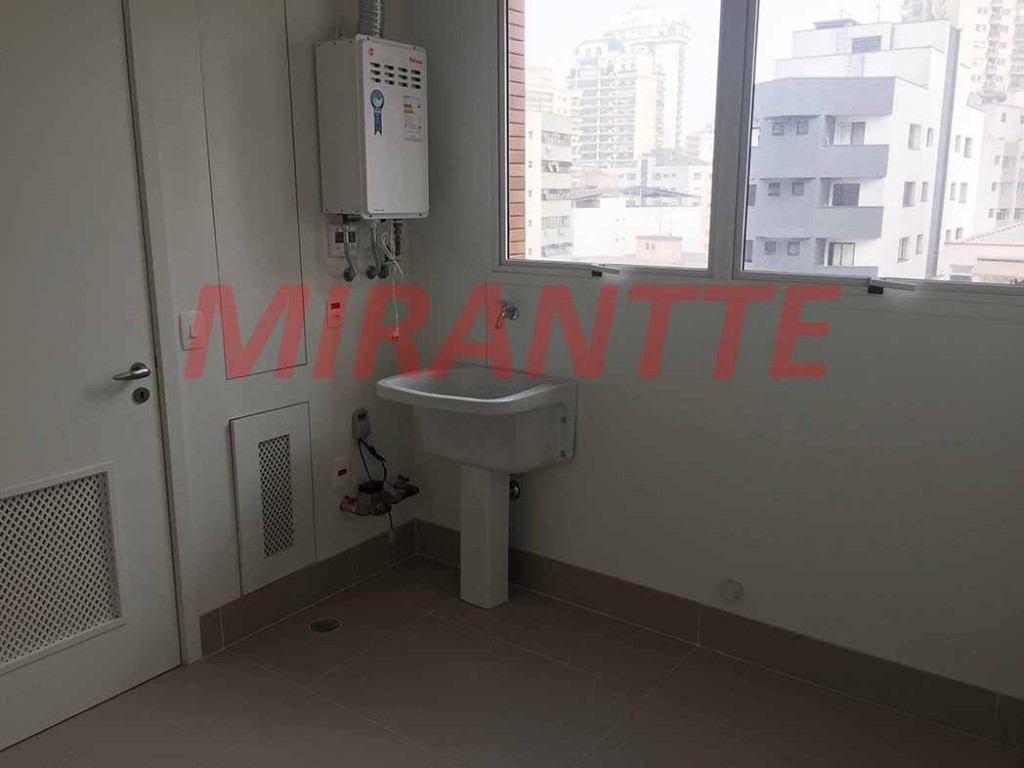Apartamento de 270m² com 4 quartos em Higienópolis