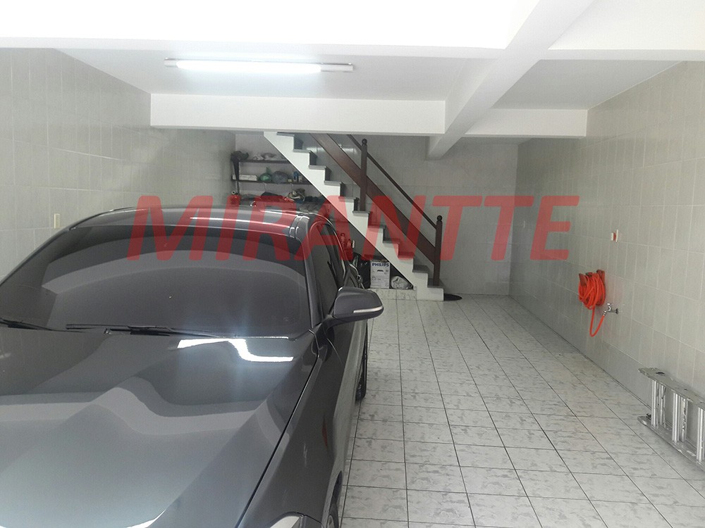 Sobrado de 206m² com 3 quartos em Parque Vitória