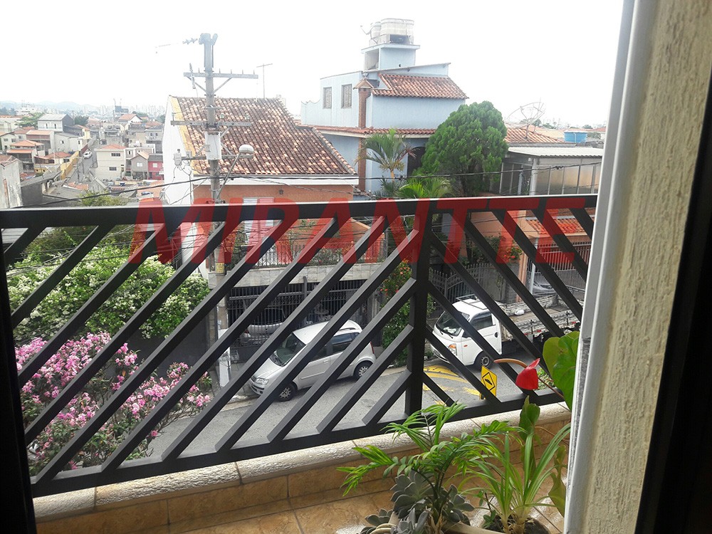 Sobrado de 206m² com 3 quartos em Parque Vitória