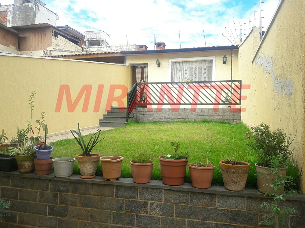 Sobrado de 206m² com 3 quartos em Parque Vitória