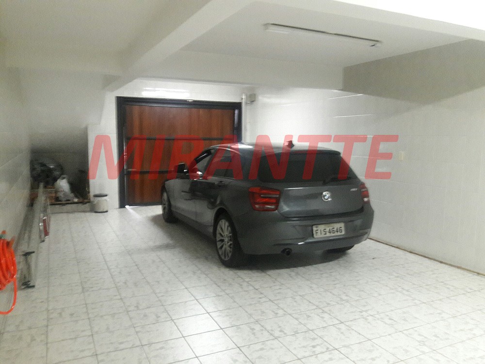 Sobrado de 206m² com 3 quartos em Parque Vitória