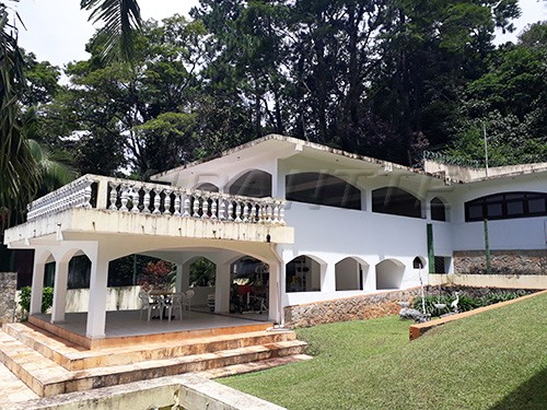 Casa terrea de 390m² com 5 quartos em Serra da Cantareira