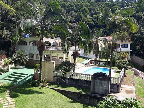 Casa terrea de 390m² com 5 quartos em Serra da Cantareira