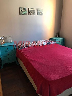 Apartamento de 56m² com 3 quartos em Vila Gumercindo