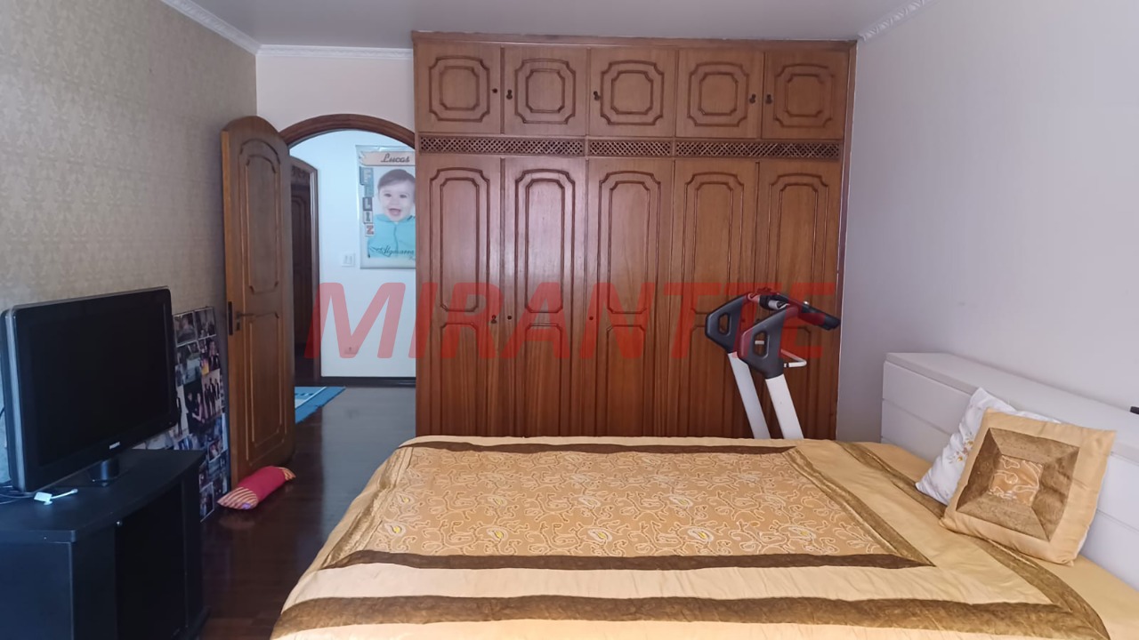 Sobrado de 250m² com 3 quartos em Tremembe