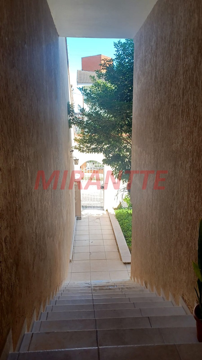 Sobrado de 250m² com 3 quartos em Tremembe