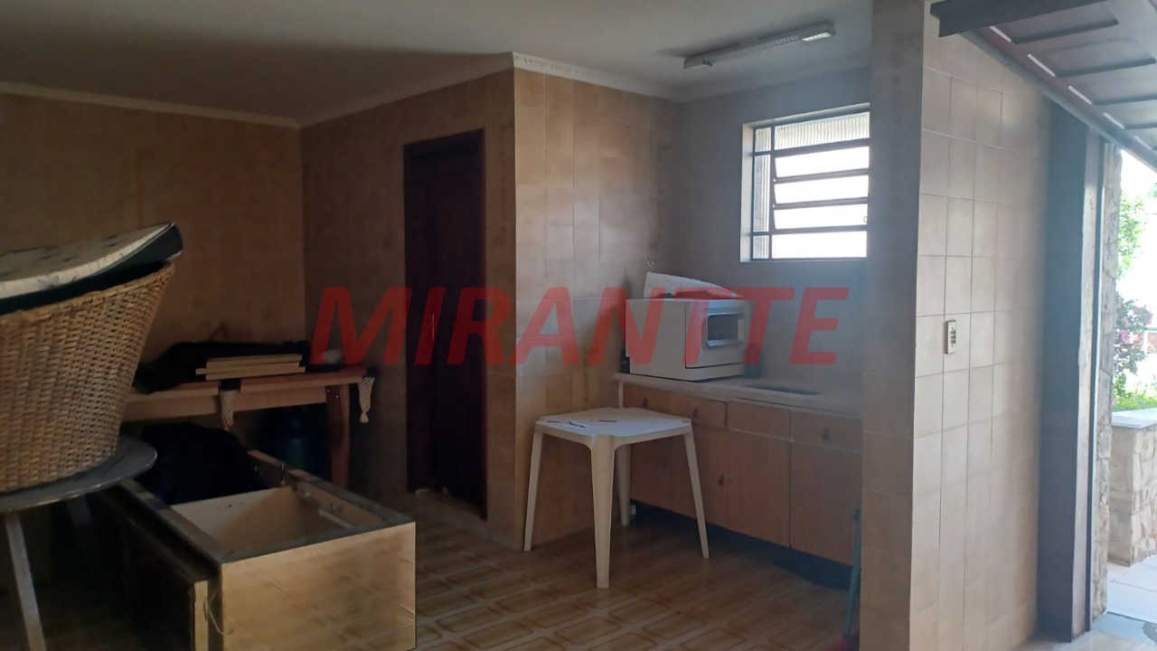 Sobrado de 250m² com 3 quartos em Tremembe