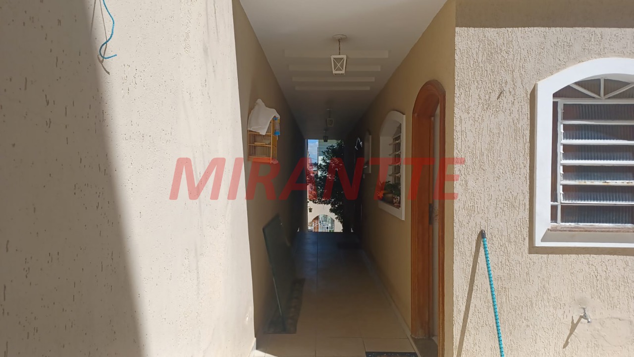 Sobrado de 250m² com 3 quartos em Tremembe