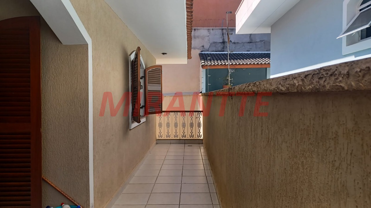 Sobrado de 250m² com 3 quartos em Tremembe
