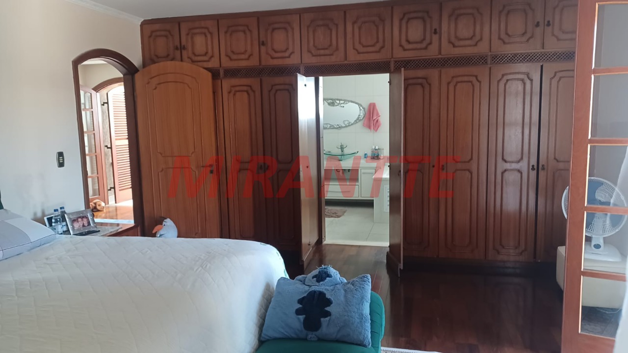 Sobrado de 250m² com 3 quartos em Tremembe