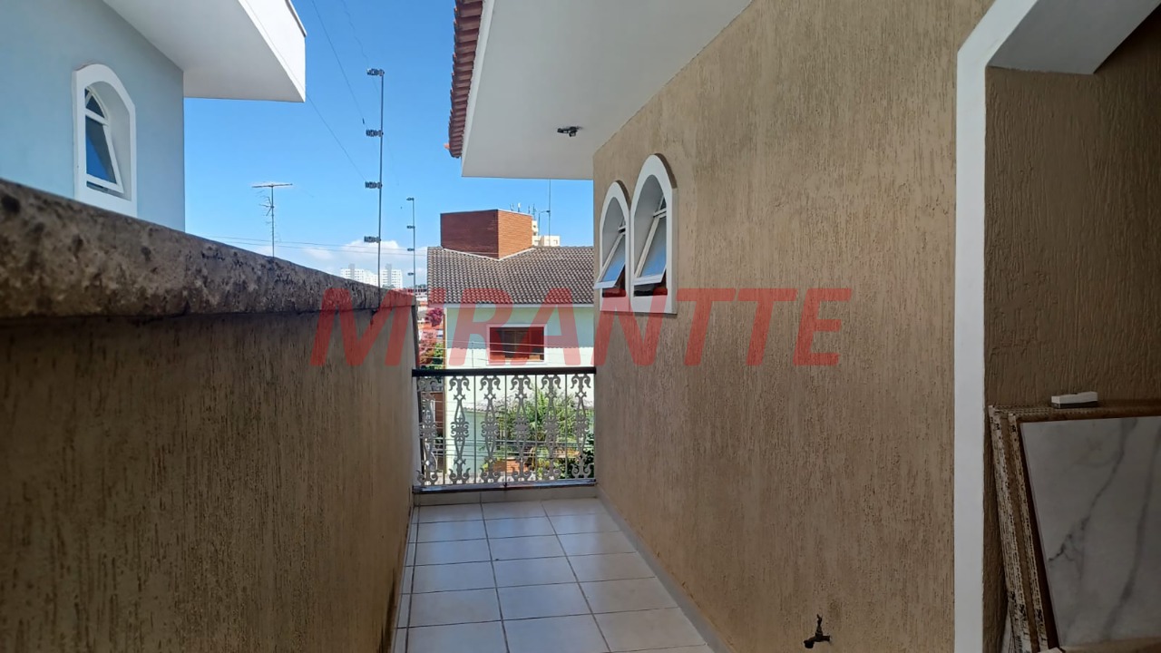 Sobrado de 250m² com 3 quartos em Tremembe