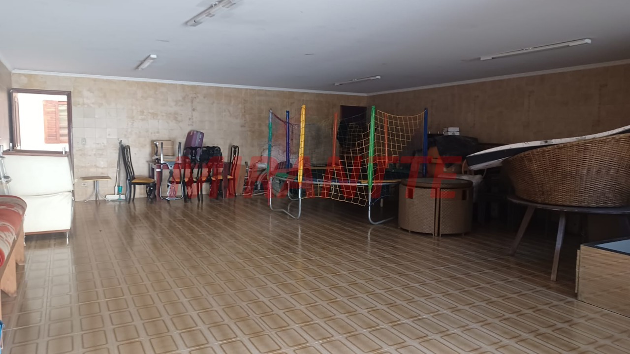 Sobrado de 250m² com 3 quartos em Tremembe