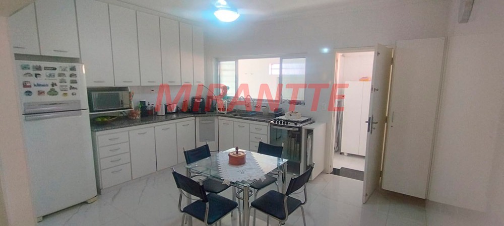 Casa terrea de 250m² com 3 quartos em Jardim Virginia Bianca