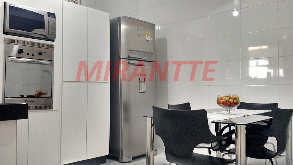 Sobrado de 93m² com 2 quartos em Santa Teresinha