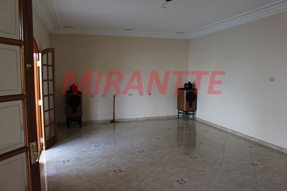 Sobrado de 298m² com 3 quartos em Tremembe