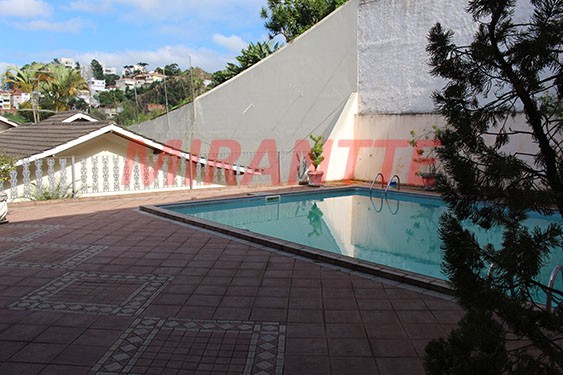 Sobrado de 298m² com 3 quartos em Tremembe