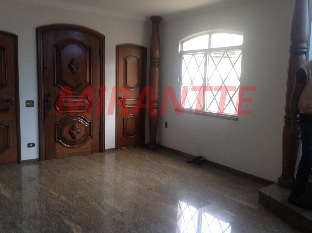Sobrado de 475m² com 4 quartos em Jardim São Bento