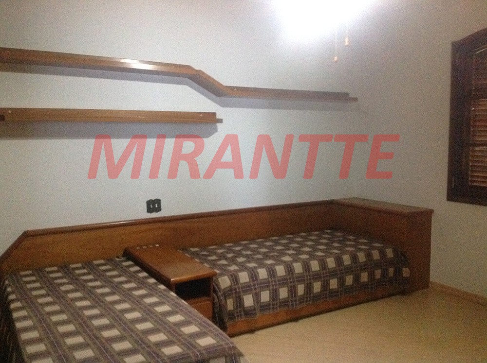 Sobrado de 475m² com 4 quartos em Jardim São Bento