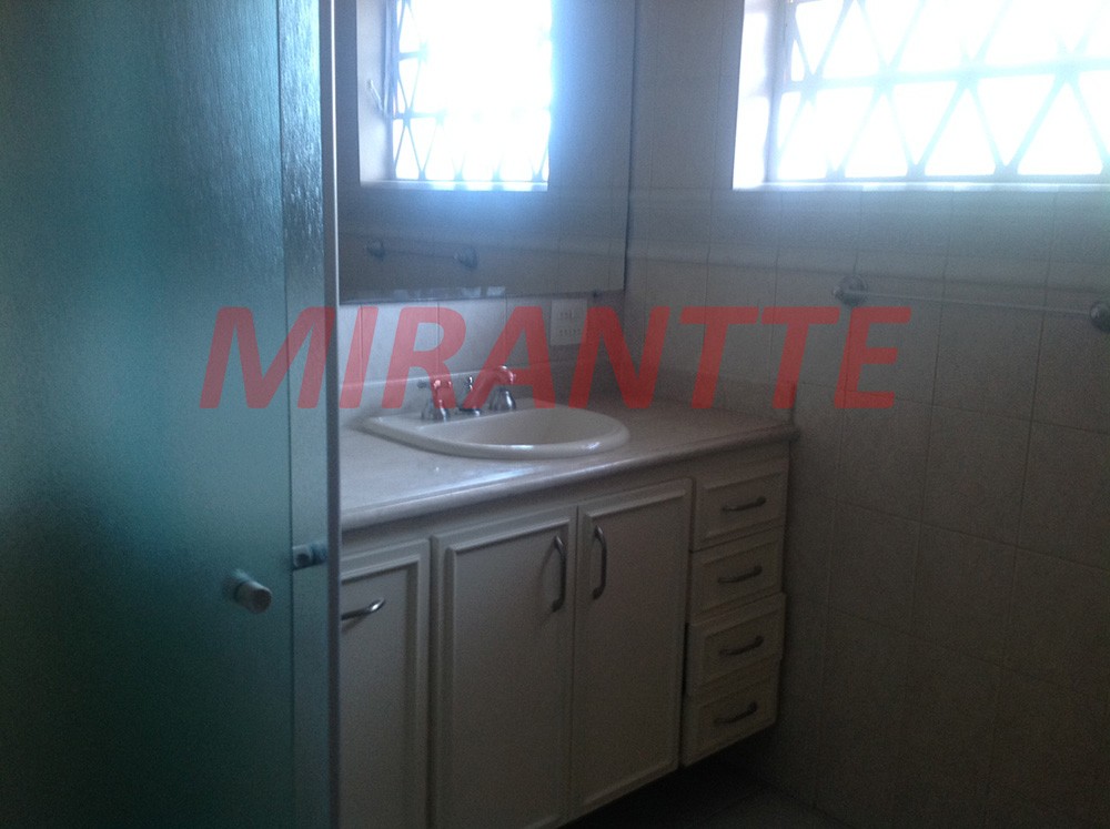 Sobrado de 475m² com 4 quartos em Jardim São Bento