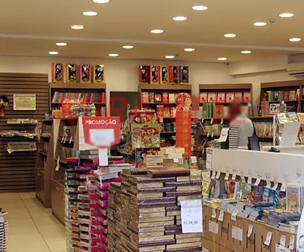 Comercial de 590m² em Liberdade