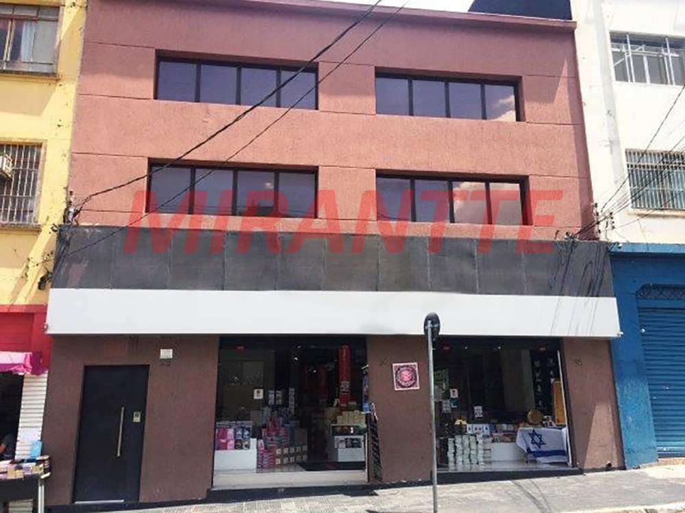 Comercial de 590m² em Liberdade