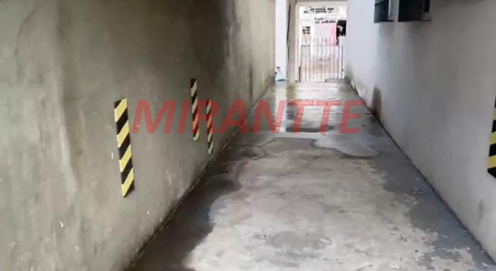 Galpao de 1619m² em Vila Palmeiras