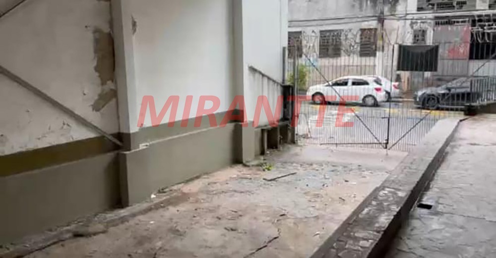 Galpao de 1619m² em Vila Palmeiras