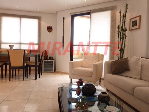 Apartamento de 105m² com 3 quartos em Água Fria