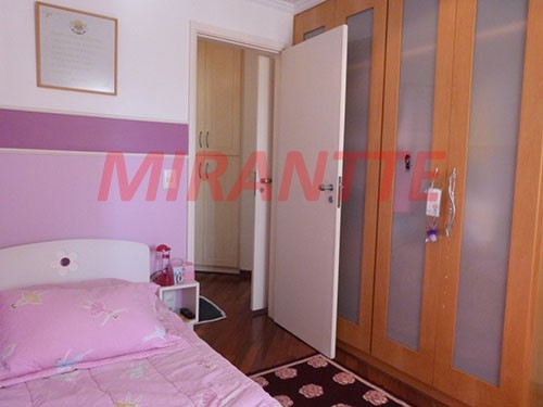 Apartamento de 105m² com 3 quartos em Água Fria