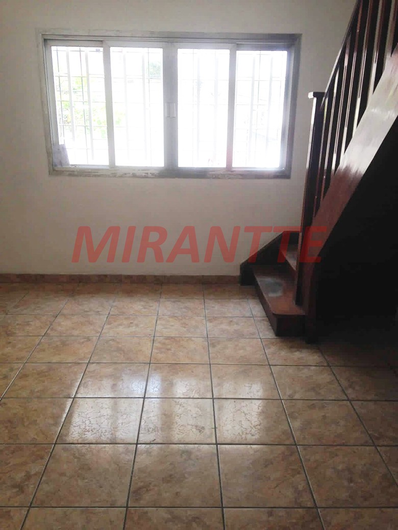 Sobrado de 92m² com 2 quartos em Santana