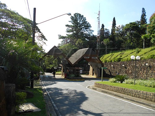 Terreno de 1442m² em Serra da Cantareira