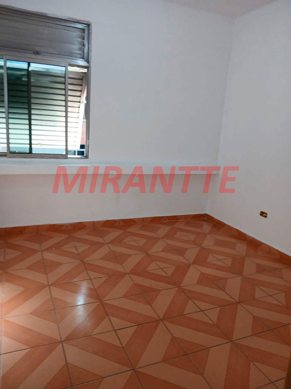 Apartamento de 74m² com 3 quartos em Jaçana